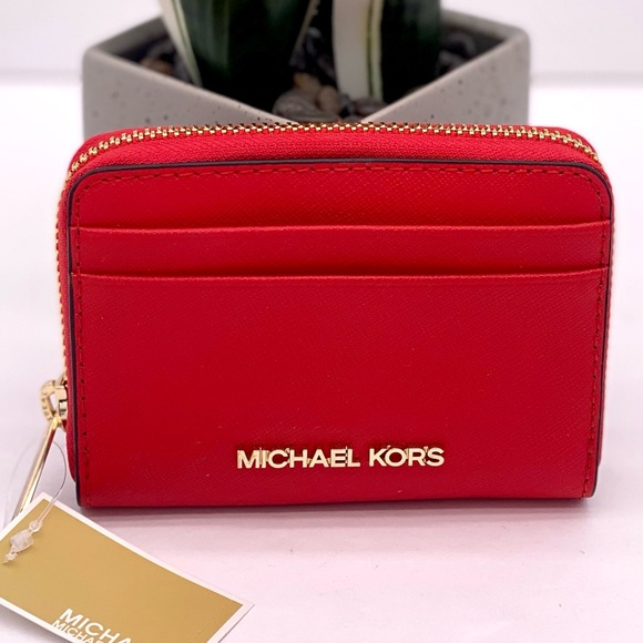 Michael Kors Medium ZA Card Case
Wallet Dark Sangria (NWT) - Picture 2 of 9